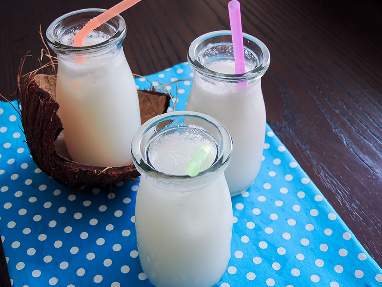 Receita funcional de suco de limão com leite de coco